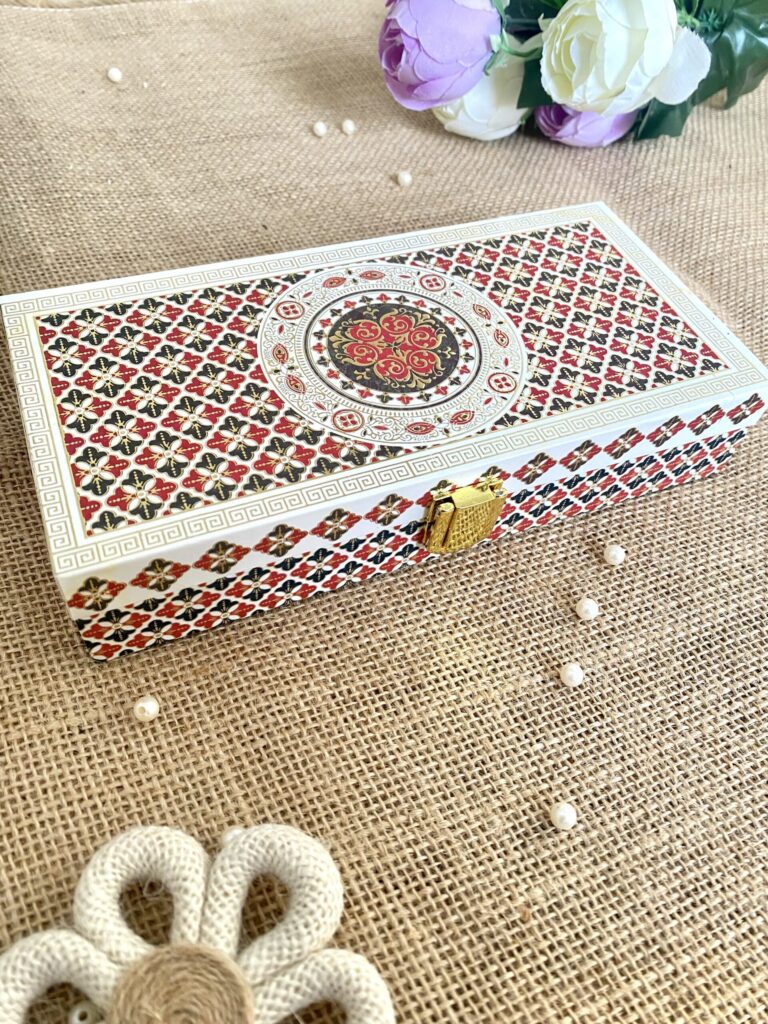 gaddi box