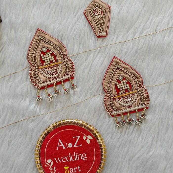 Modern red and gold Mauri for Bihari wedding